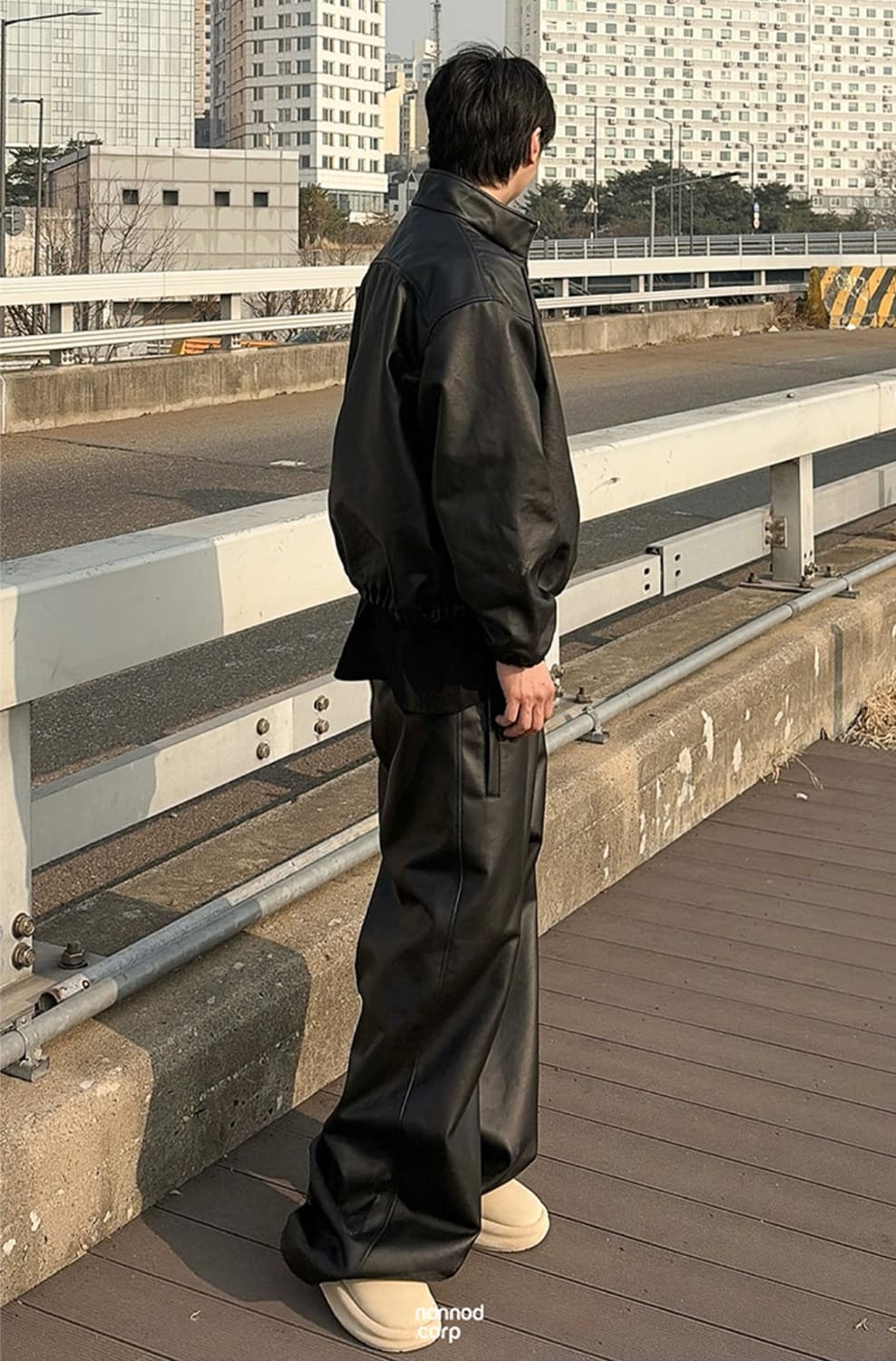 논노드 하프집 코티드 데님 블랙 상품이미지3