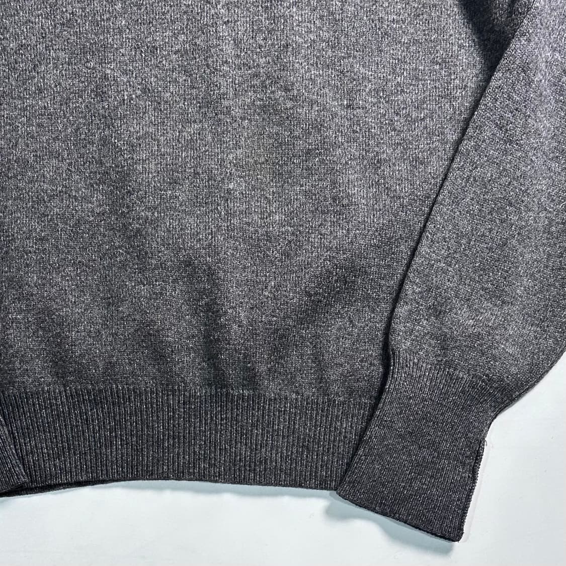 버버리 기마로고 그레이 울 니트 상품이미지3