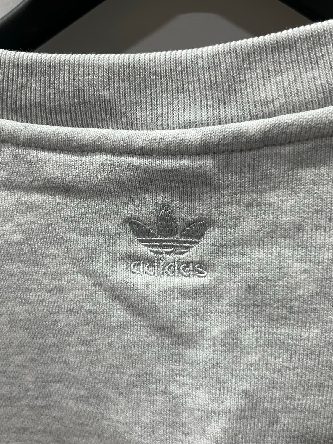 아디다스 x 퍼렐 윌리엄스 휴먼레이스 맨투맨 XL 상품이미지6