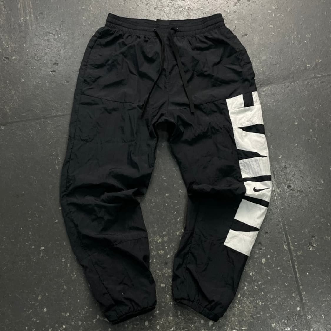 100 나이키 나일론 팬츠 상품이미지1
