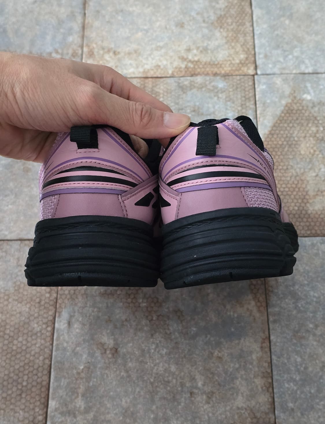 (245)휠라 인터런 블랙 핑크  상품이미지7