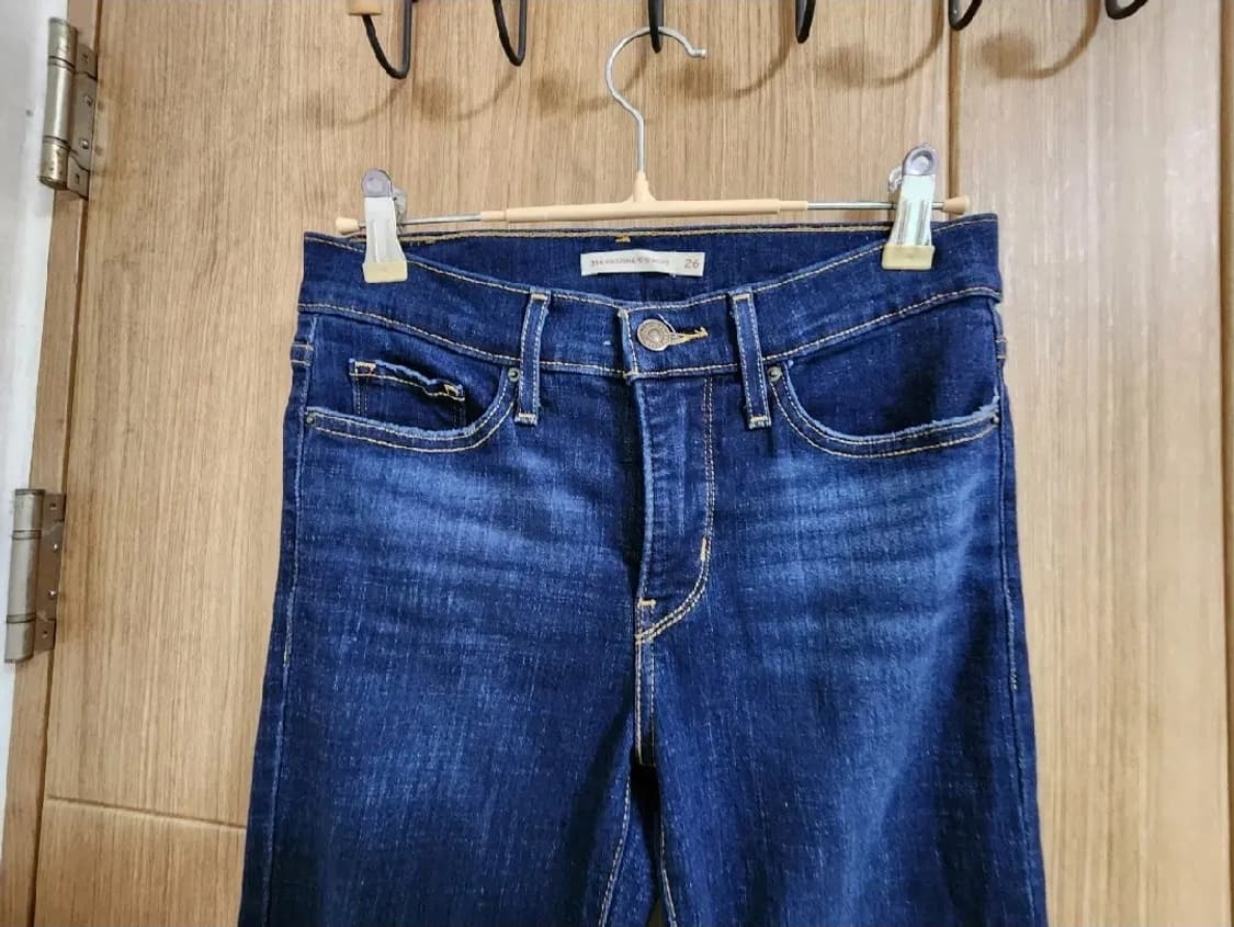 (26)여성 리바이스 쉐이핑 314 스트레이트 데님 팬츠 상품이미지3