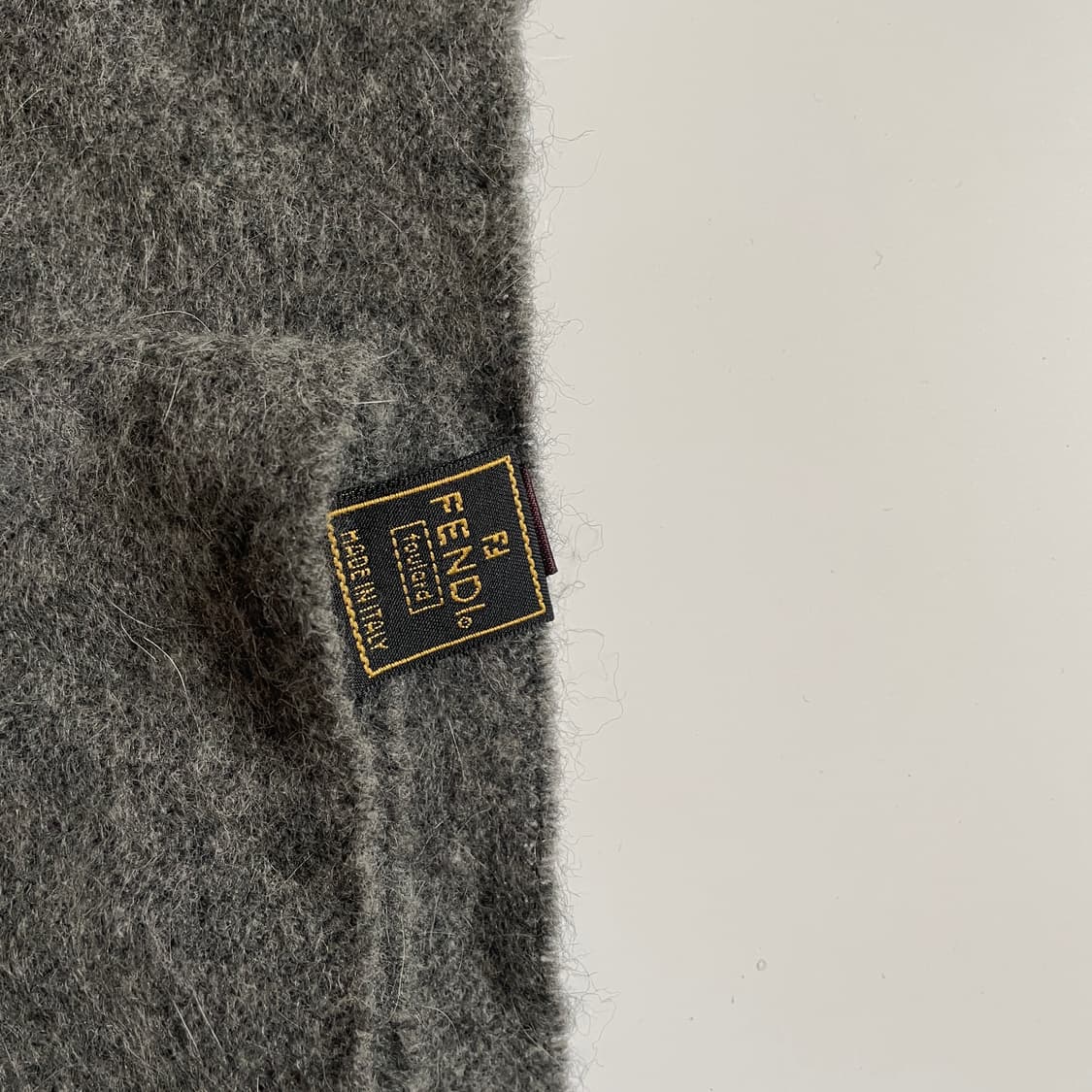 펜디 머플러 OS 상품이미지3