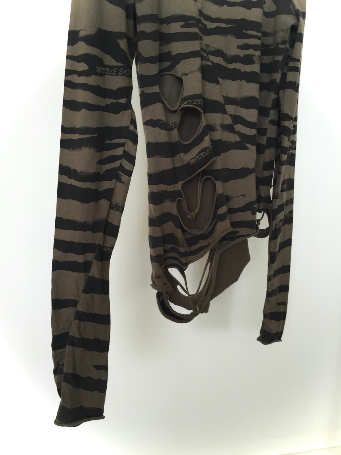 Gyaru 00s Grunge Top 오네갸루 지브라 탑 상품이미지4