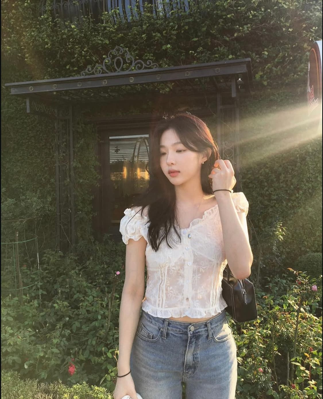 남서연님 착용 버터 블라우스 상품이미지2