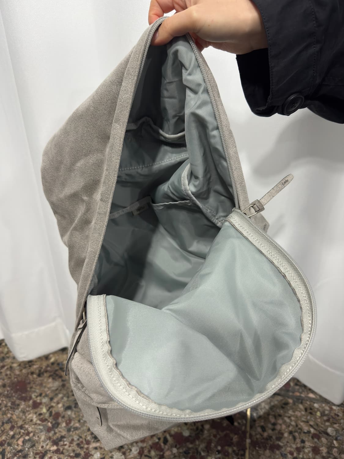 zattu soft gray backpack 상품이미지4