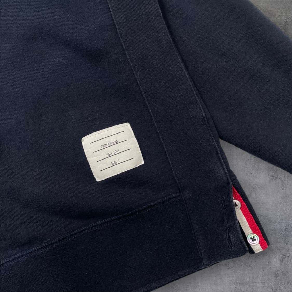 톰브라운 네이비 사선완장 맨투맨 3 (실측확인필수) 상품이미지6