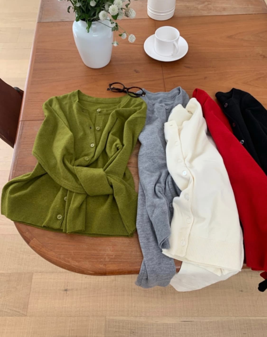 유어제이 캐나 라운드 니트 가디건 올리브 상품이미지1