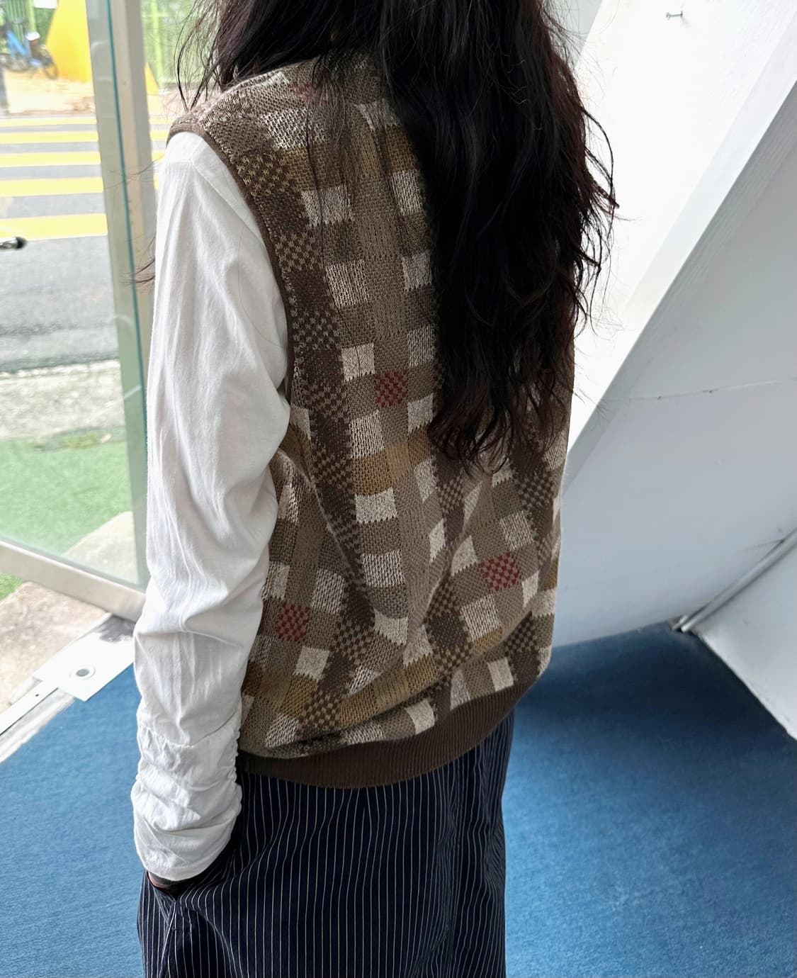 Linen blend square pattern knit vest 상품이미지9