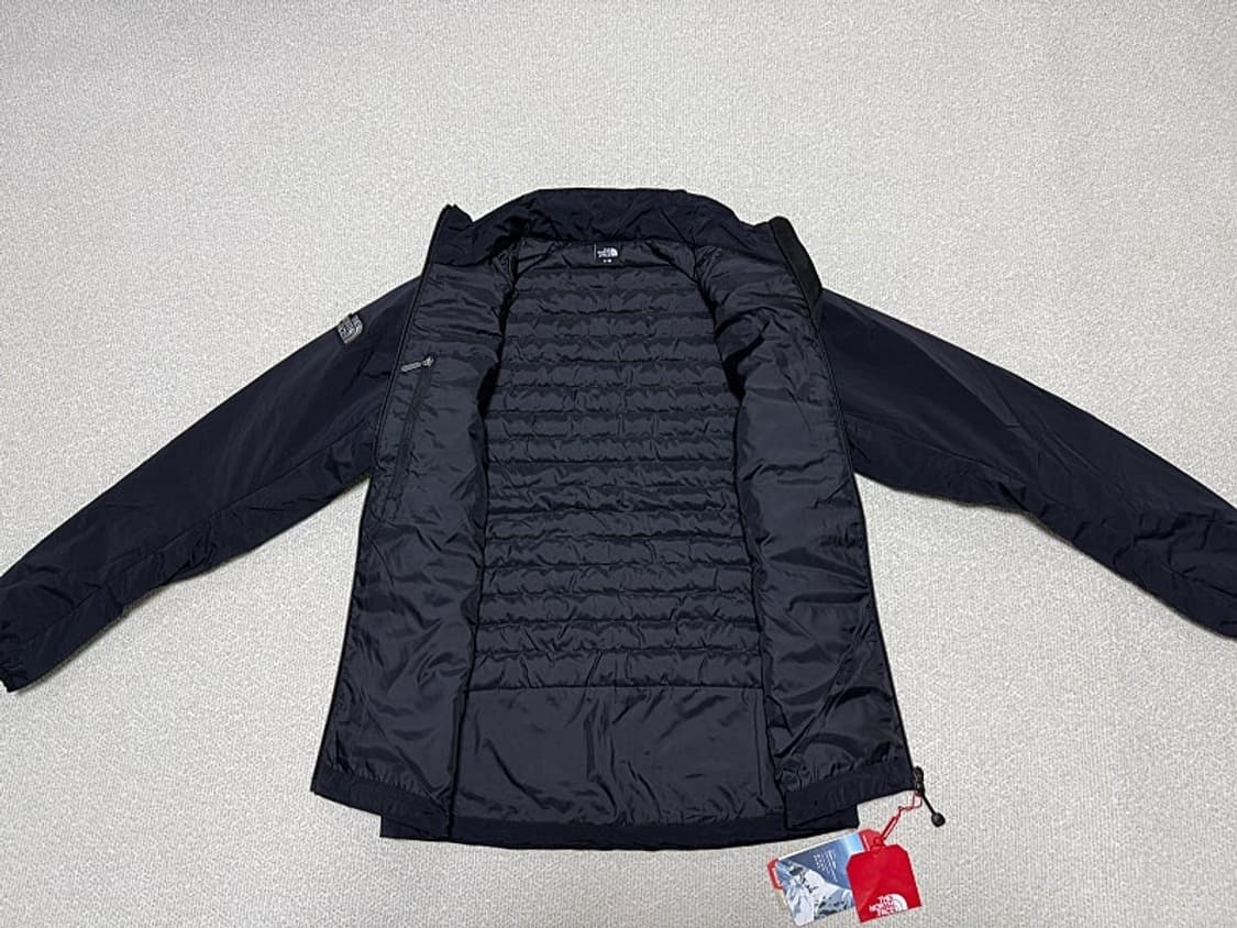 노스페이스 아우터 경량패딩 자켓 남성용 95사이즈 새제품 상품이미지2