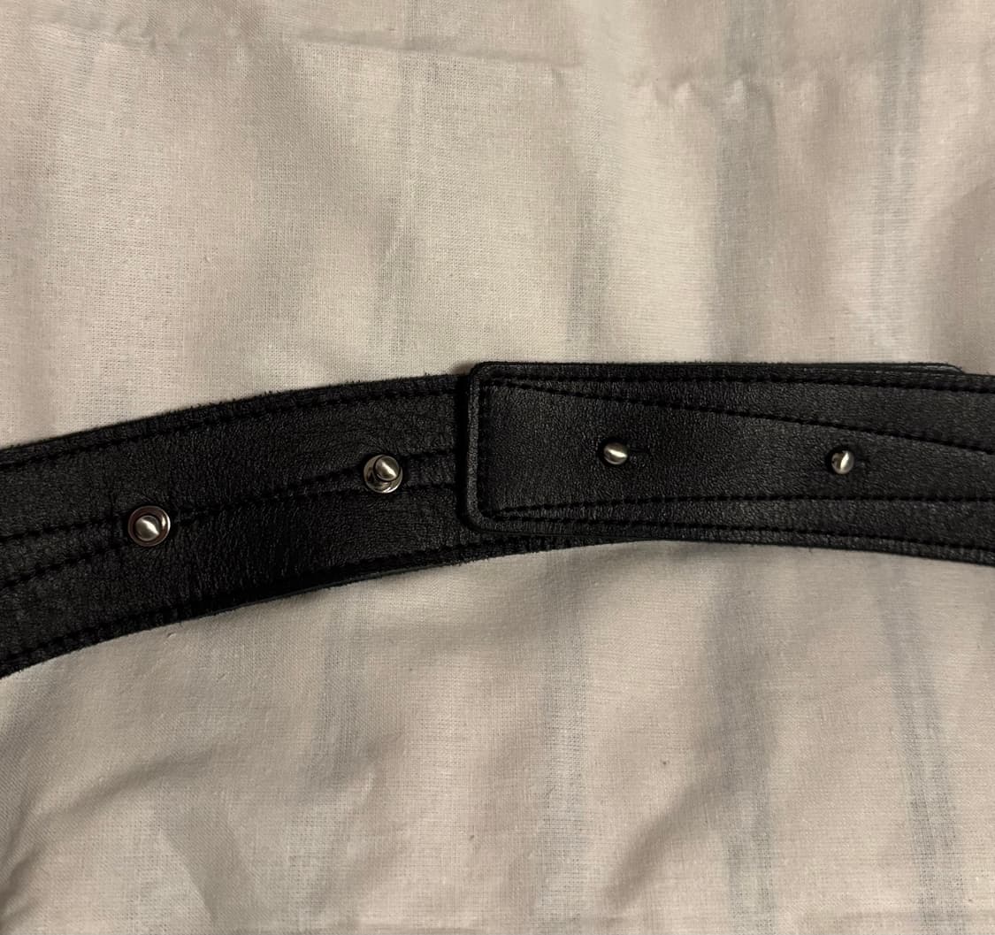 이얼즈어고 레더 뉴스페이퍼 보이 백 상품이미지4