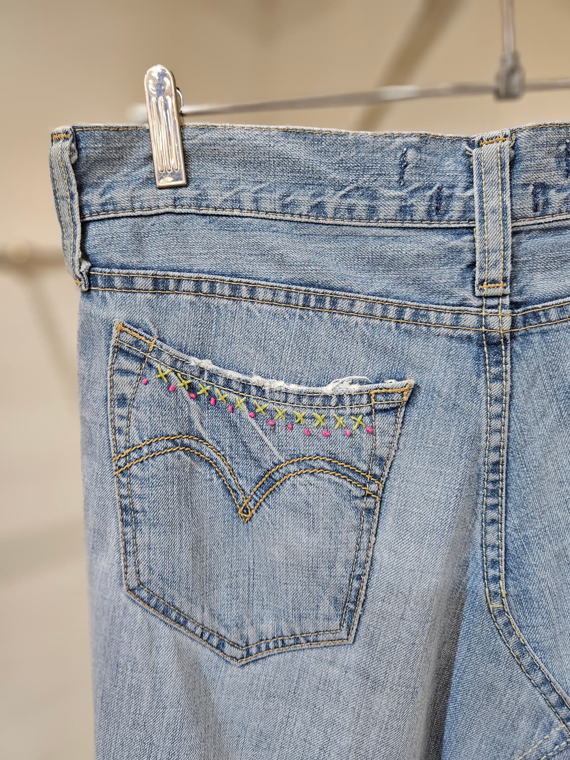 리바이스 커스텀 패치 데님 치마 상품이미지8