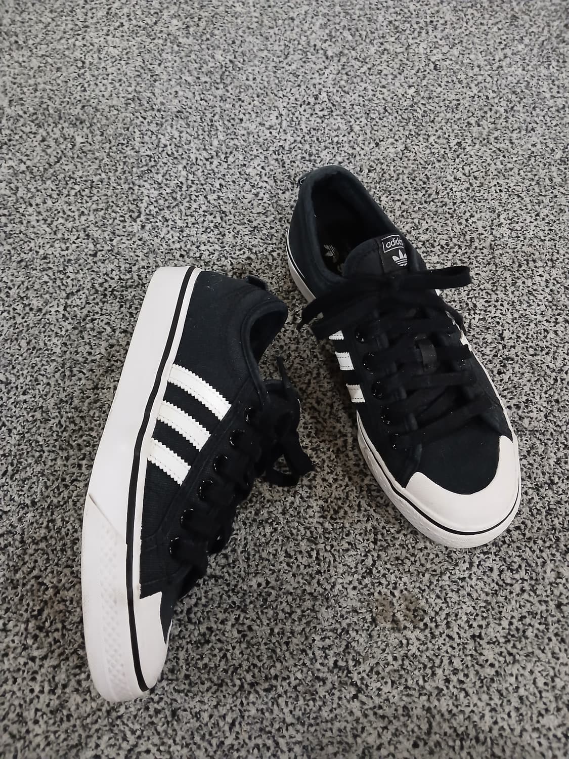 아디다스 니짜 로우 검흰 240 상품이미지1