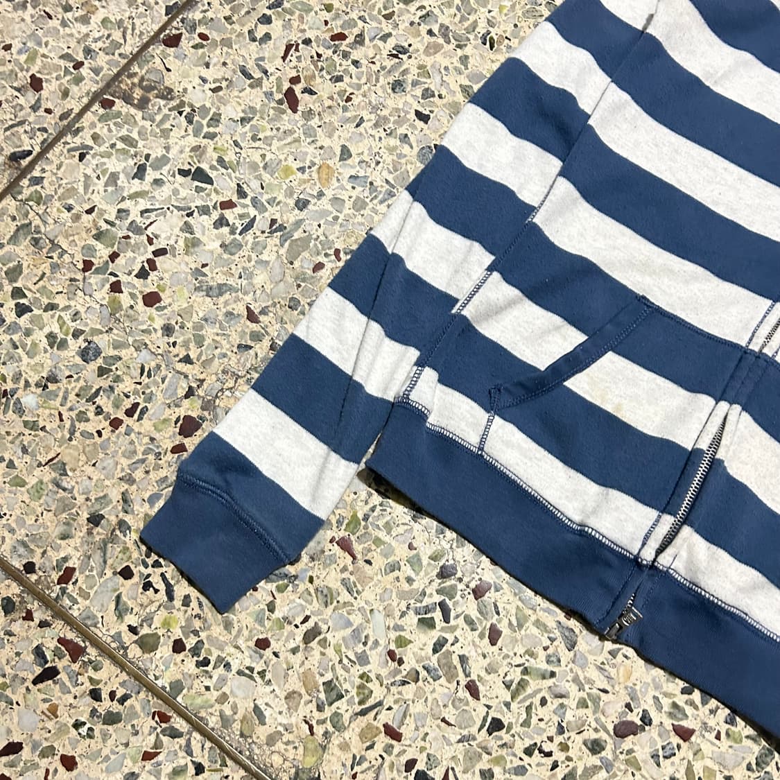 홀리스터 스트라이프 후드집업 상품이미지3