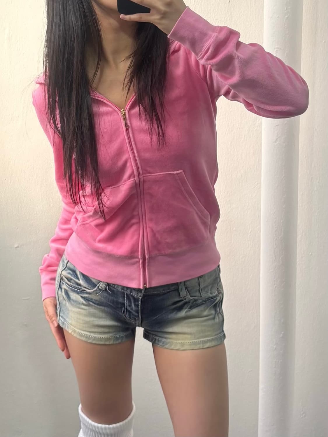 Juicy Couture Pink Velvet Hood Zip-Up 상품이미지3