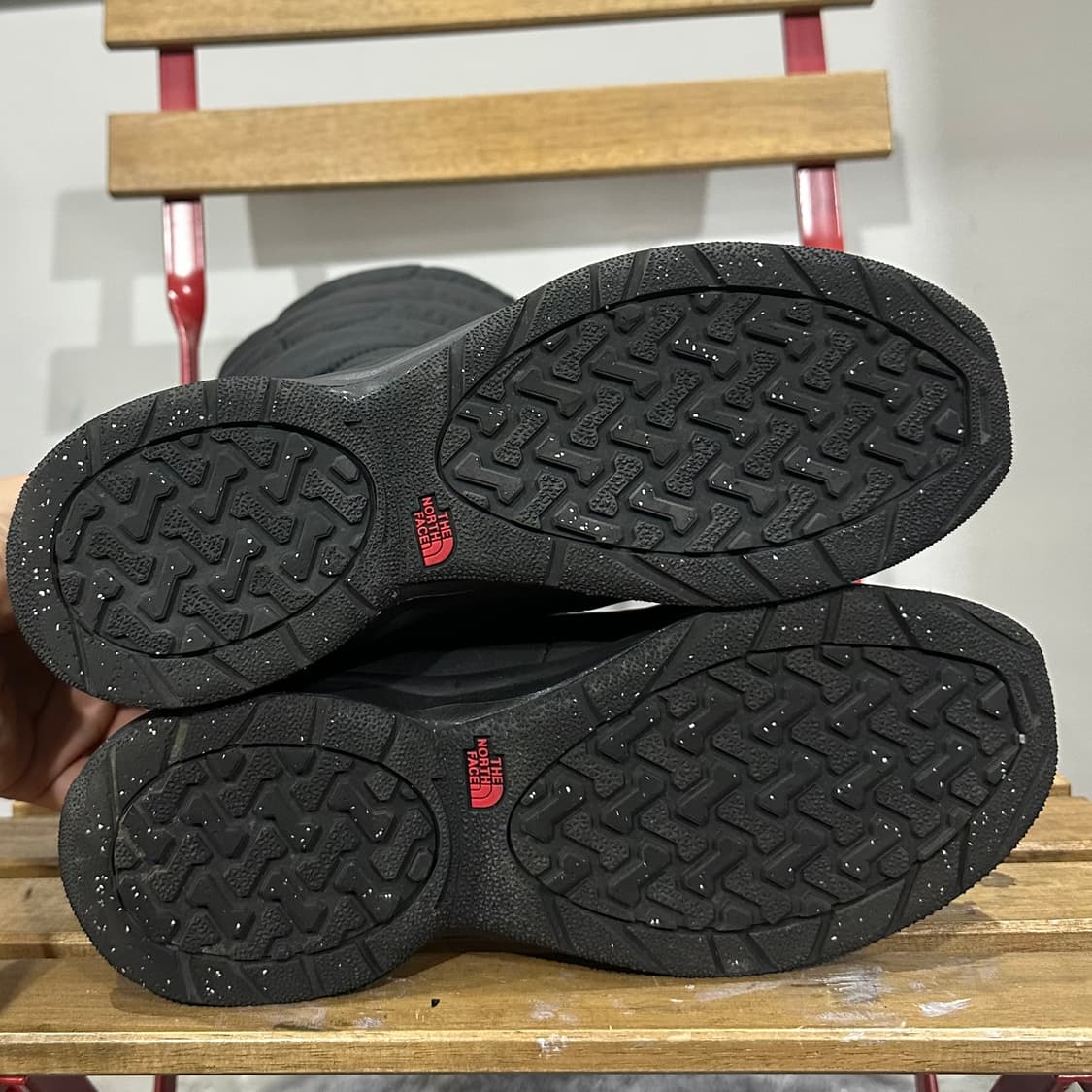 240) 노스페이스 패딩화 여성 여자 퀼팅 롱 부츠 블랙 상품이미지5