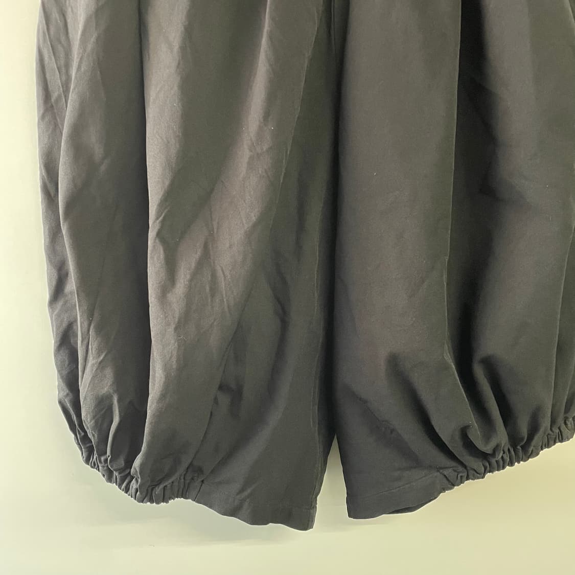 꼼데가르송 밴딩 사루엘 팬츠 상품이미지3