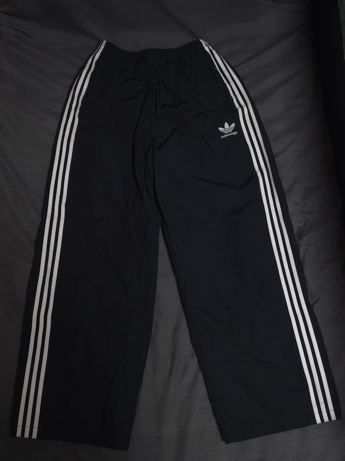 [S] 발렌시아가 아디다스 포플린 트랙팬츠 논스티치 블랙 상품이미지2