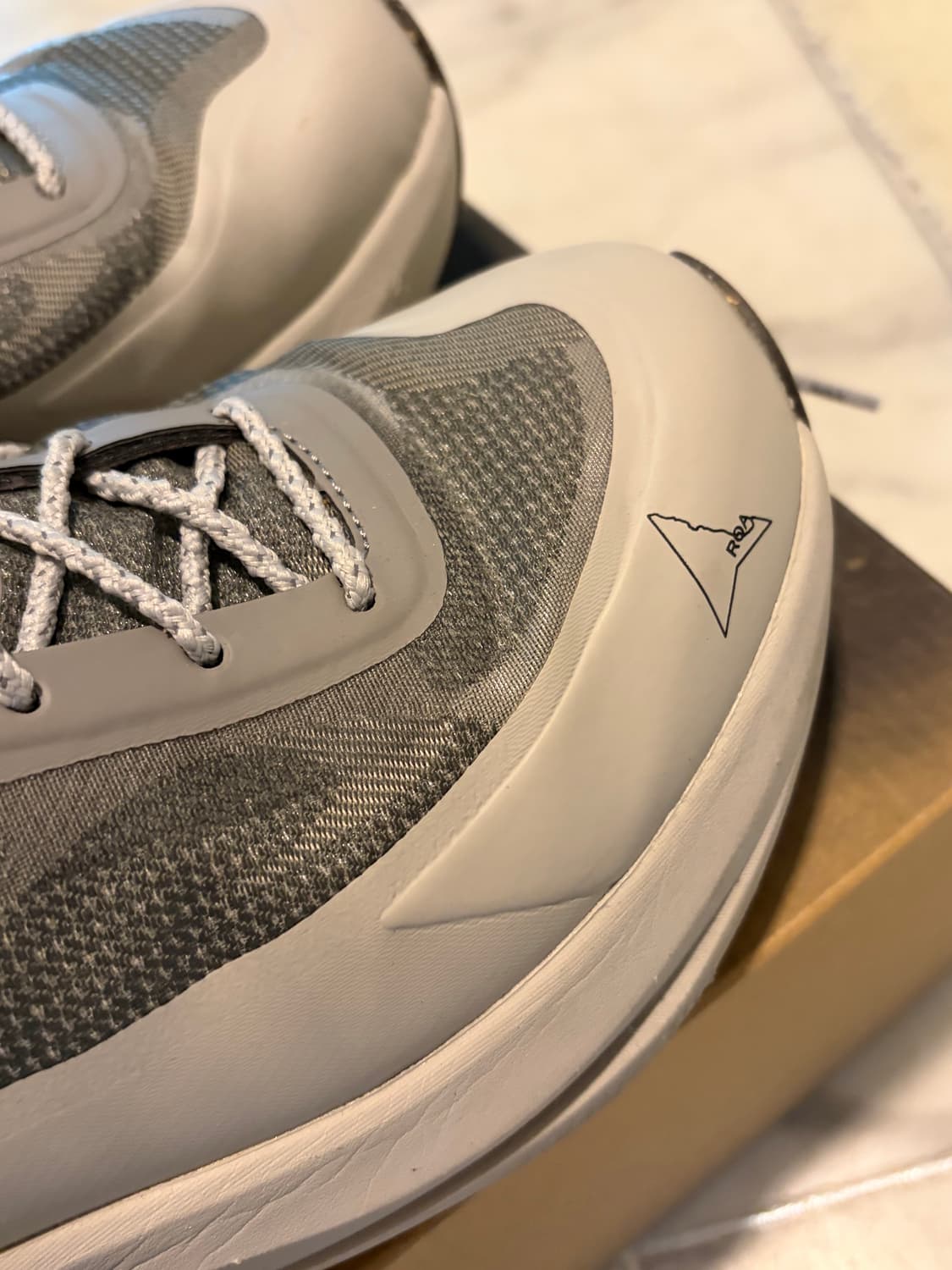 로아(Roa Hiking) 셀라 EU42 상품이미지3