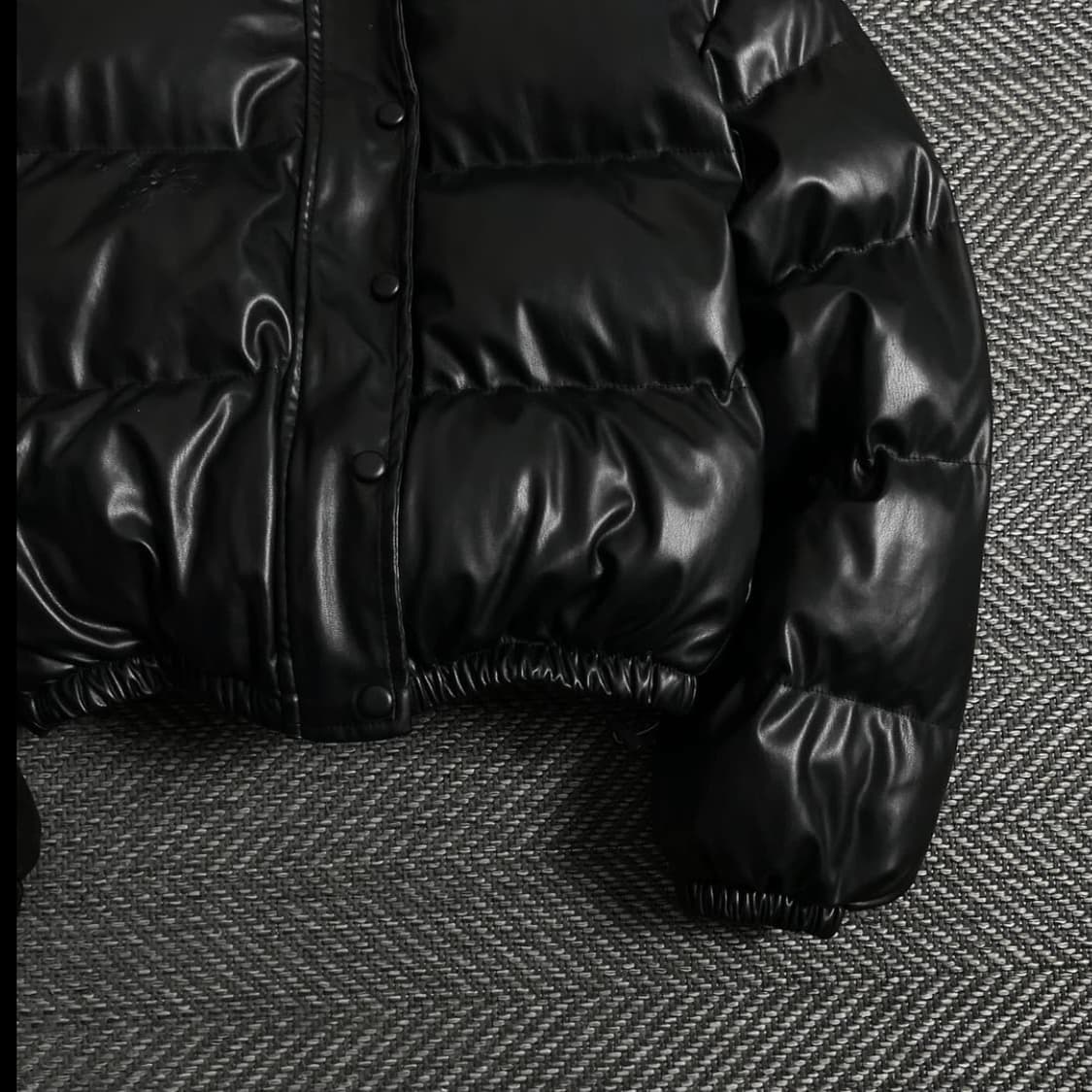 FANDY LOKAR 블랙 레더 크롭 숏패딩o 4980 상품이미지2