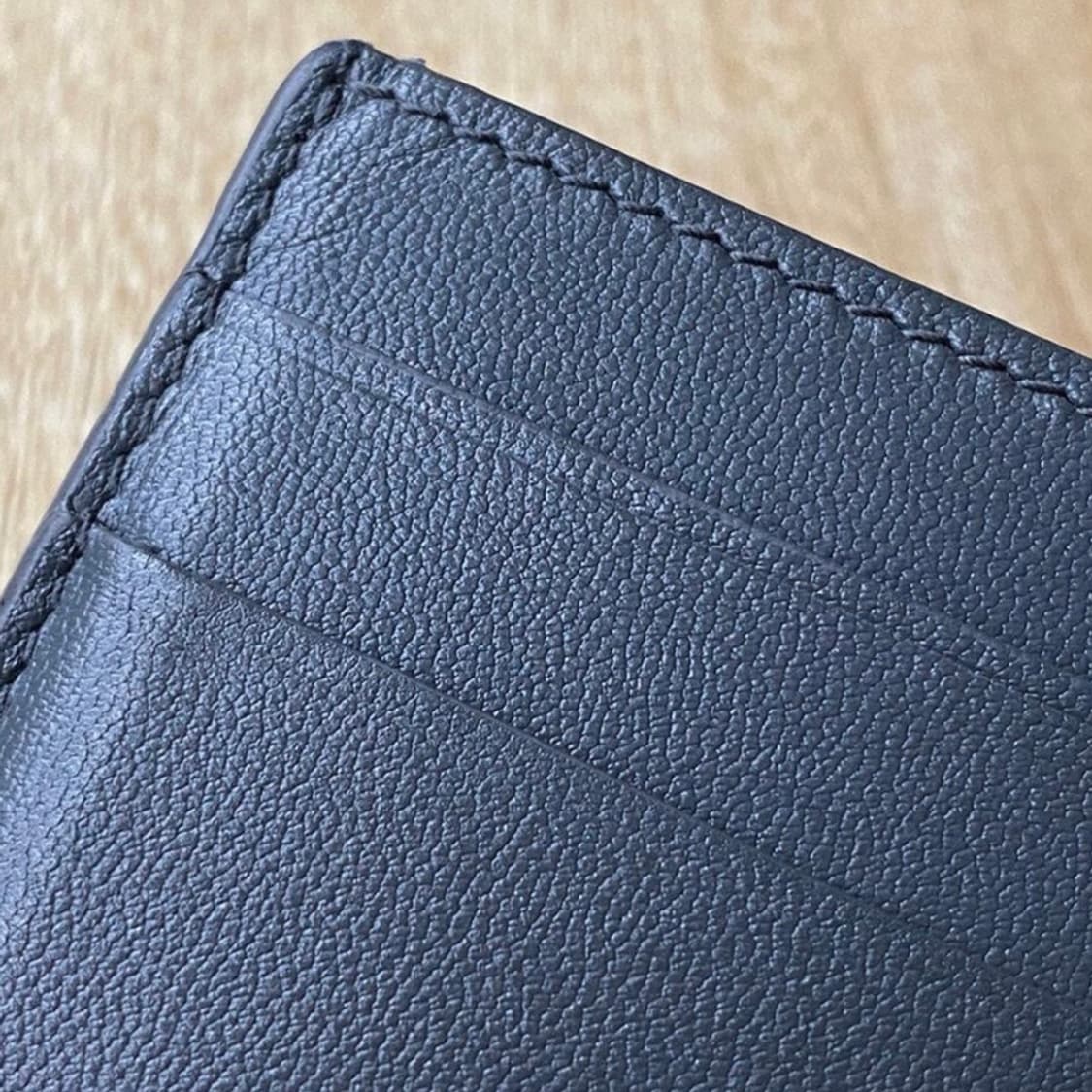 [정품] BALENCIAGA 발렌시아가 3D 로고 카드지갑 상품이미지5