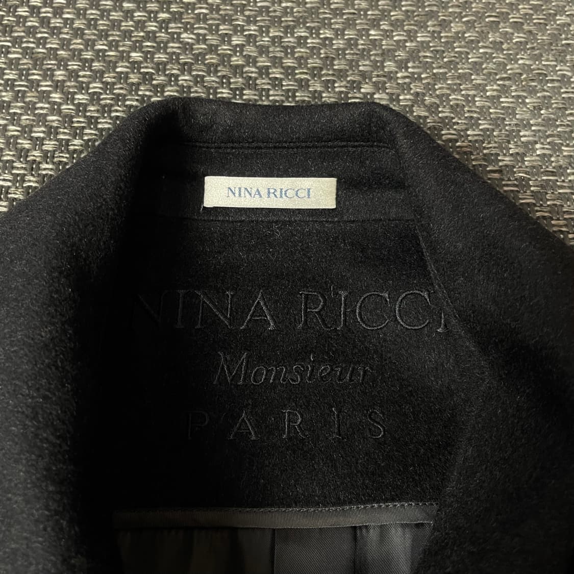 니나리치 블랙 히든버튼 하프 코트 상품이미지4