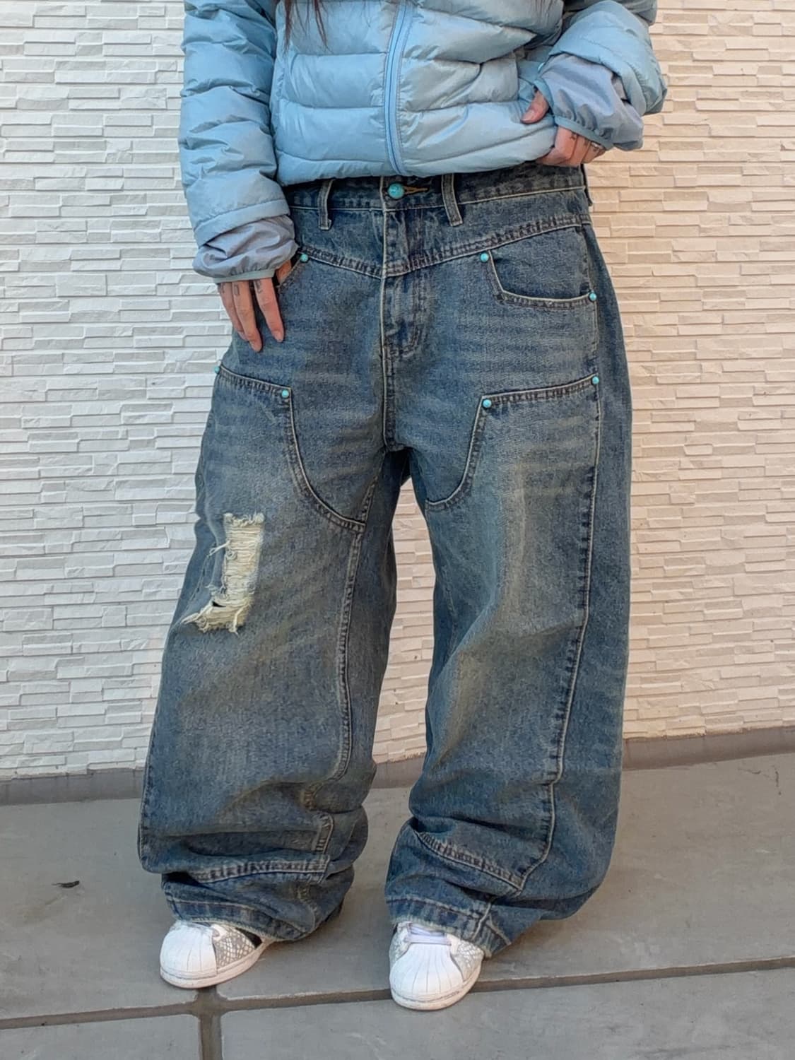 [unisex] 더스티 워싱 데미지 더블니 와이드 데님 pts 상품이미지6