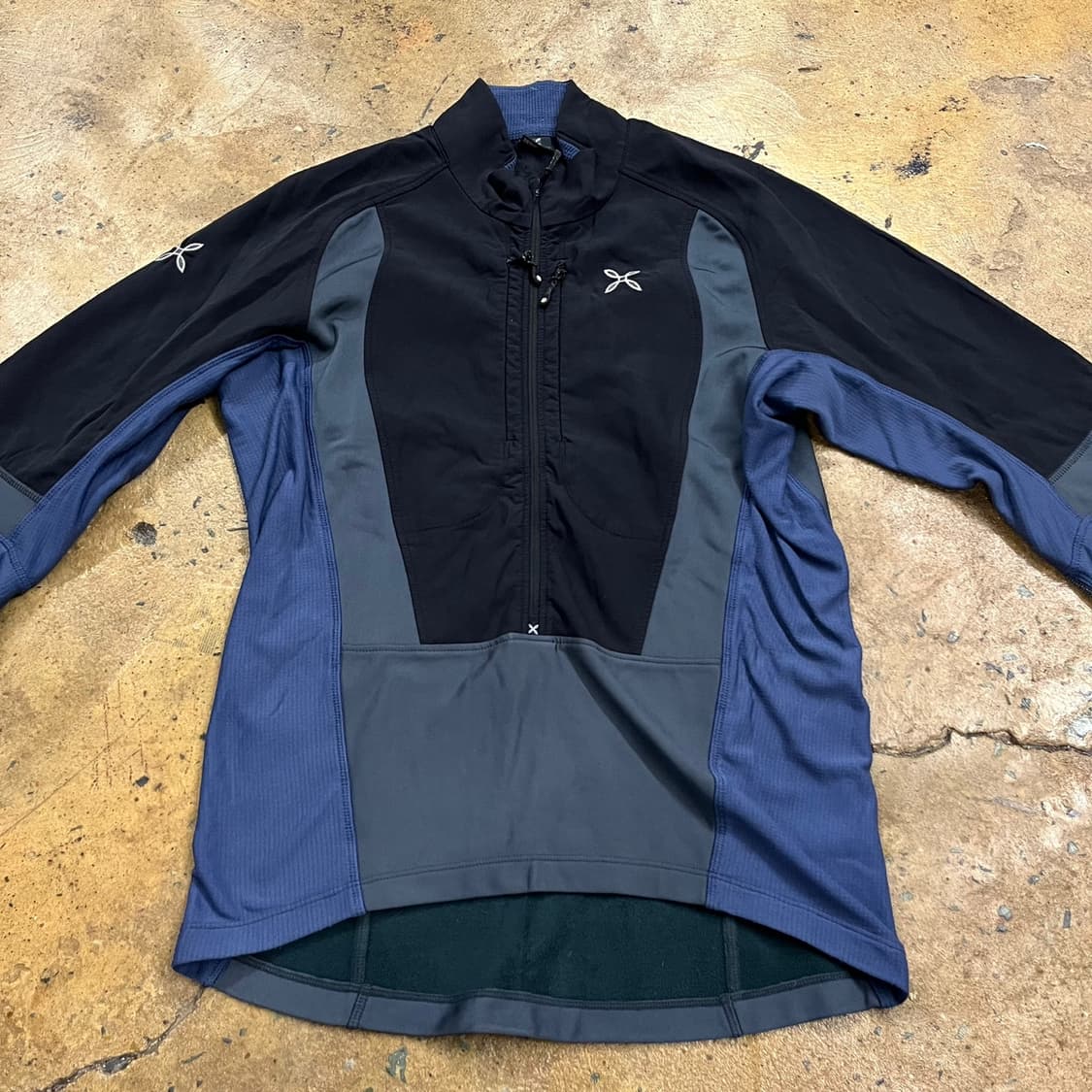 [정품] 몬츄라 반집업 긴팔 티셔츠 b8 상품이미지3