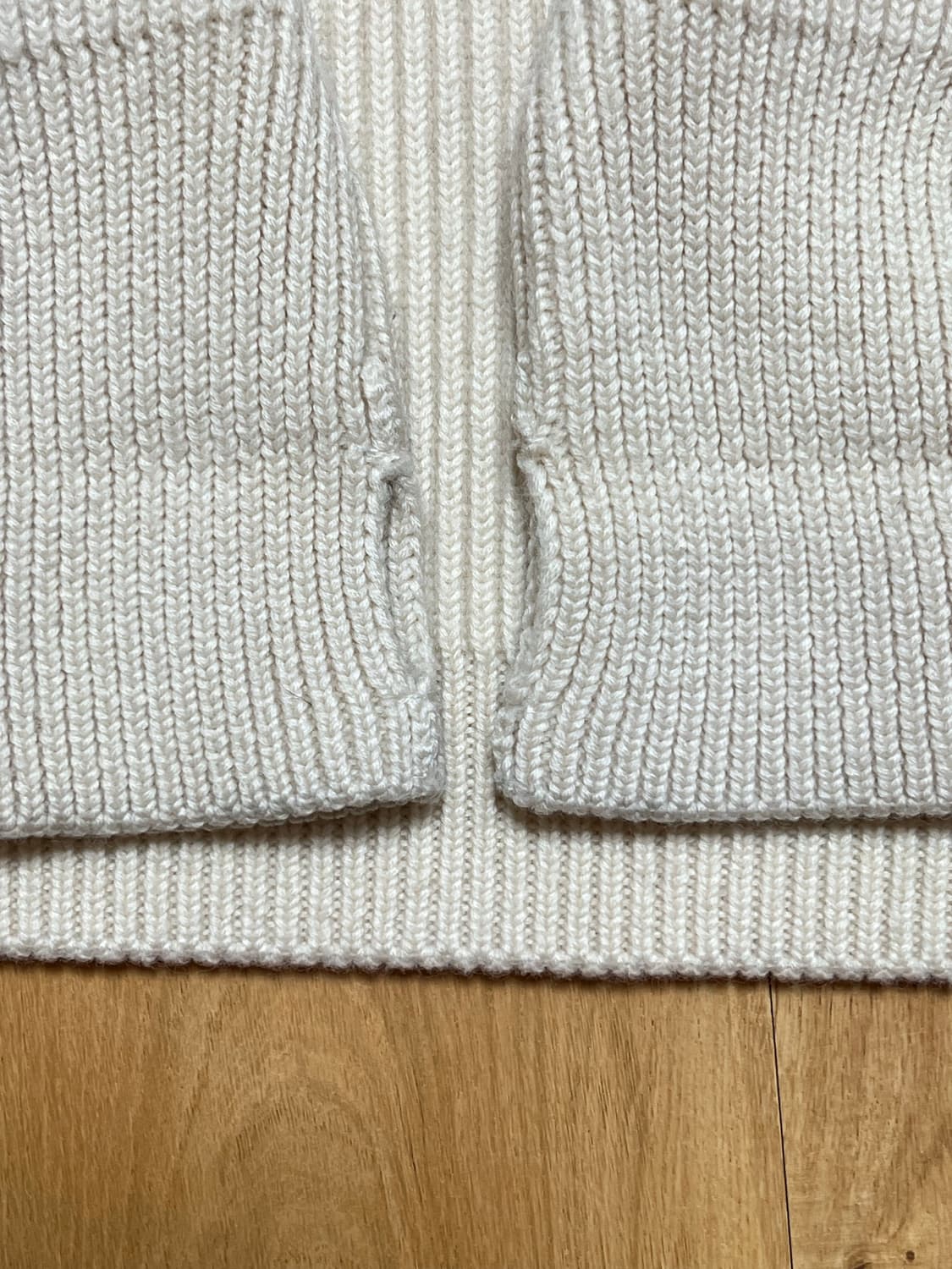 안데르센안데르센 니트 M사이즈 판매 상품이미지3