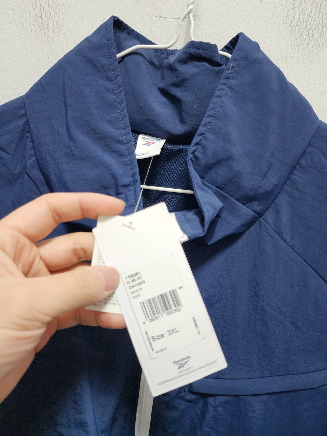 (새상품) 리복 클래식 빅로고 바람막이 3XL 상품이미지5