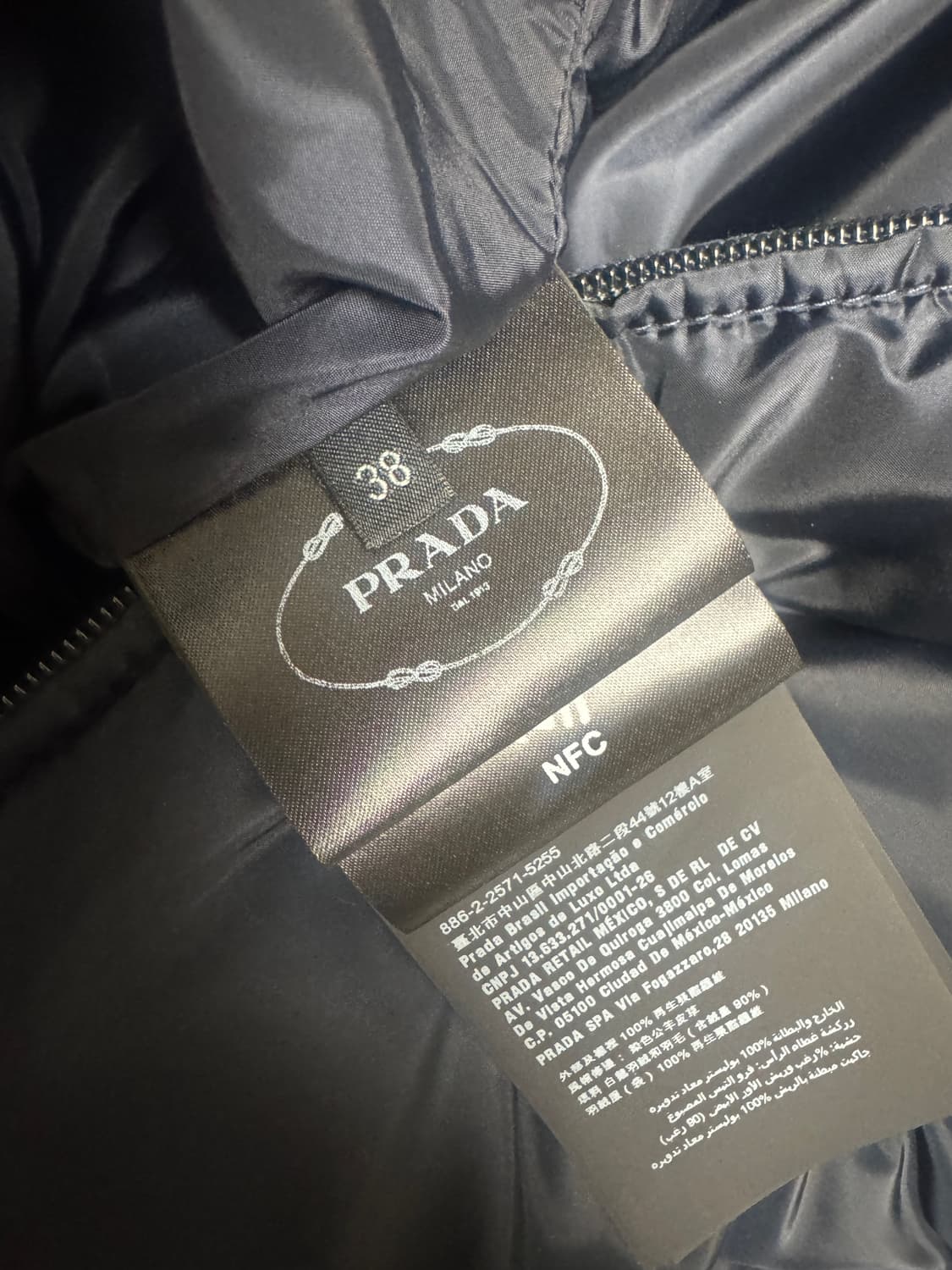 프라다 여성 패딩 상품이미지3