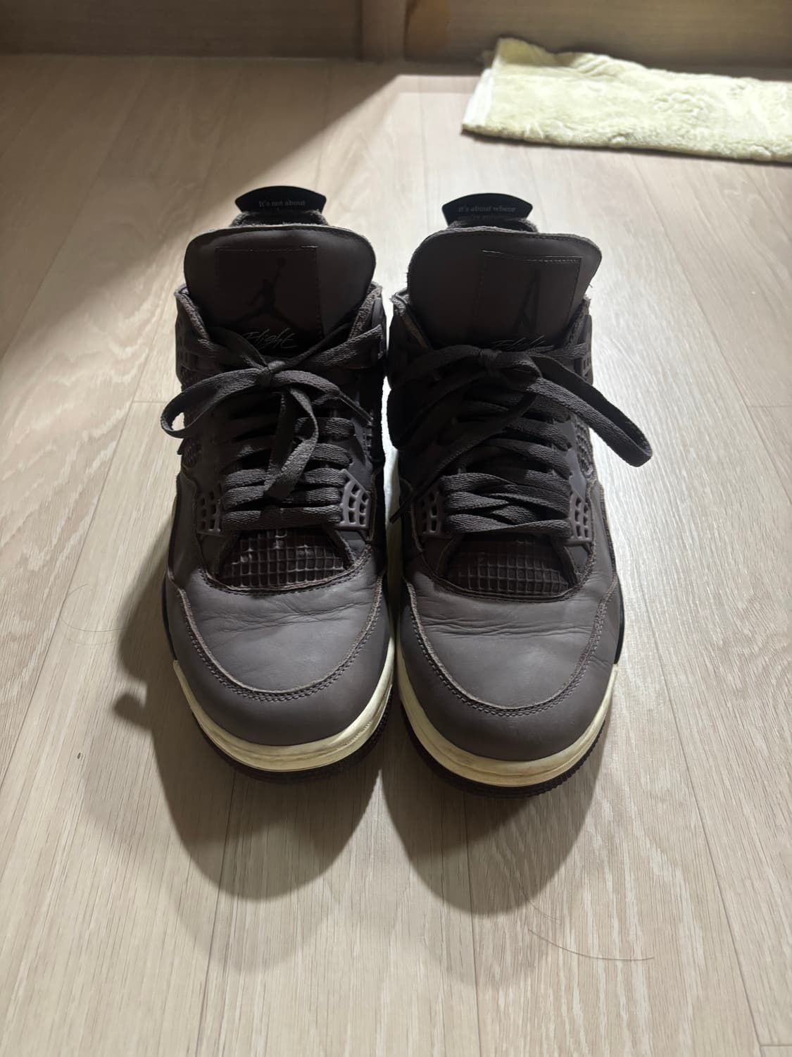 조던 4 x 아 마 마니에르 레트로 바이올렛 오어 상품이미지2