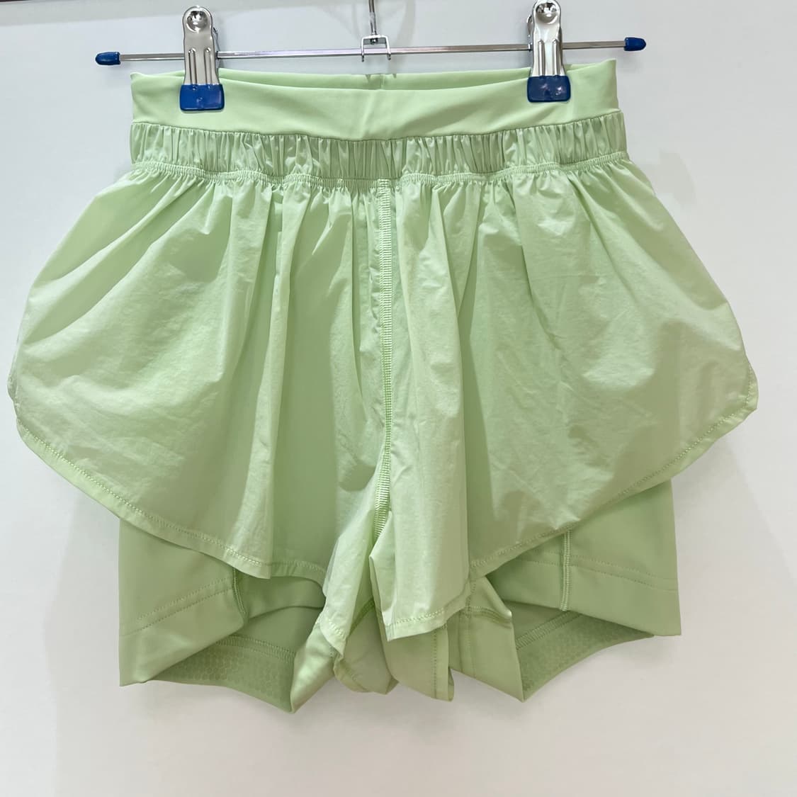 lululemon 룰루레몬 투명 2-in-1 하이라이즈 쇼츠 3" 상품이미지6