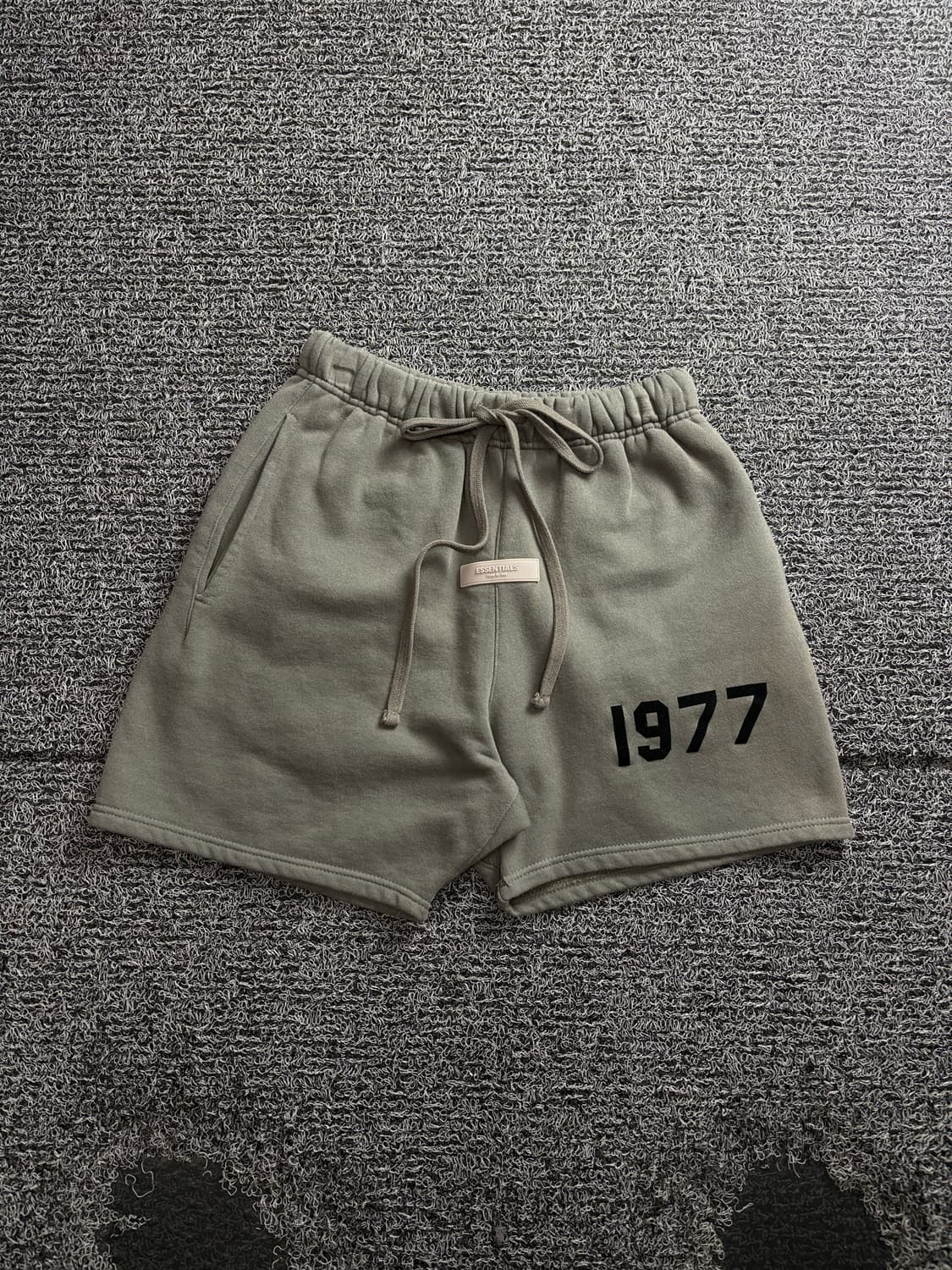 에센셜 피어오브갓 1977 오프 블랙 3660 상품이미지2