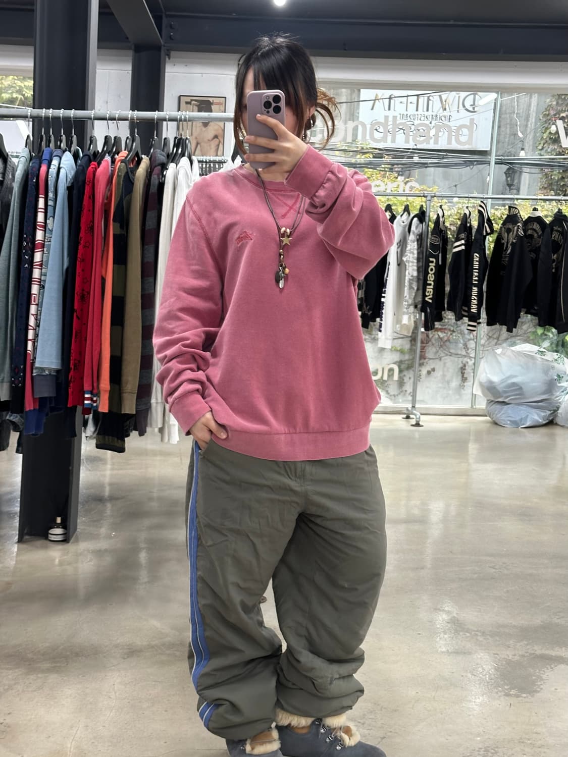 스투시 피그먼트워시드 맨투맨 살몬핑크 상품이미지2