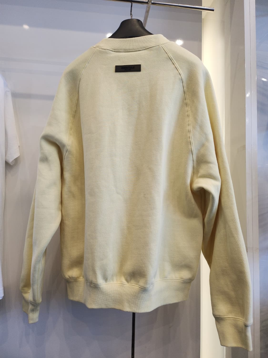 피오갓 에셴셜 크루넥 스웨트S(최상급) 상품이미지4