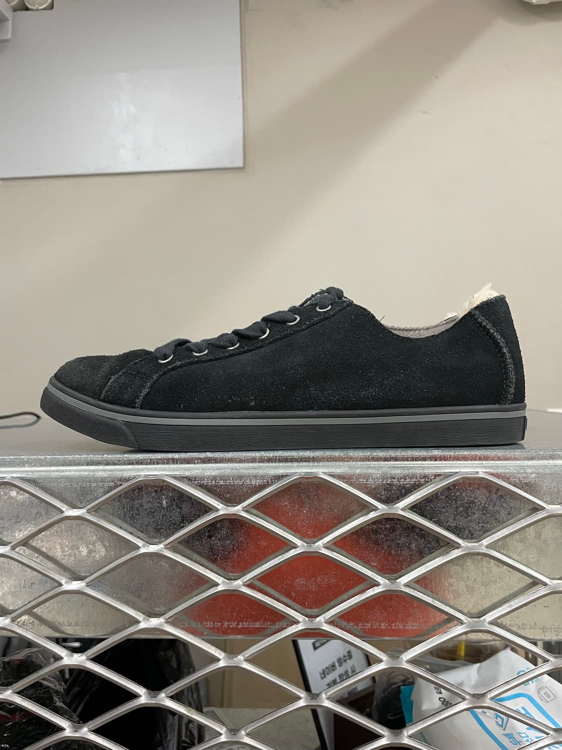 어그 스웨이드 스니커즈 270 (gr-4457) 상품이미지1