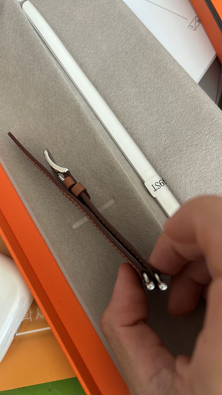 애플워치 에르메스 골드싱글투어 42mm sss급 상태 상품이미지6