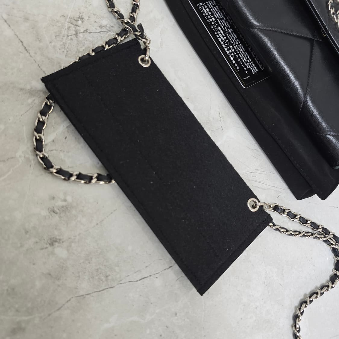 샤넬 19 플랩 장지갑 판매 상품이미지8