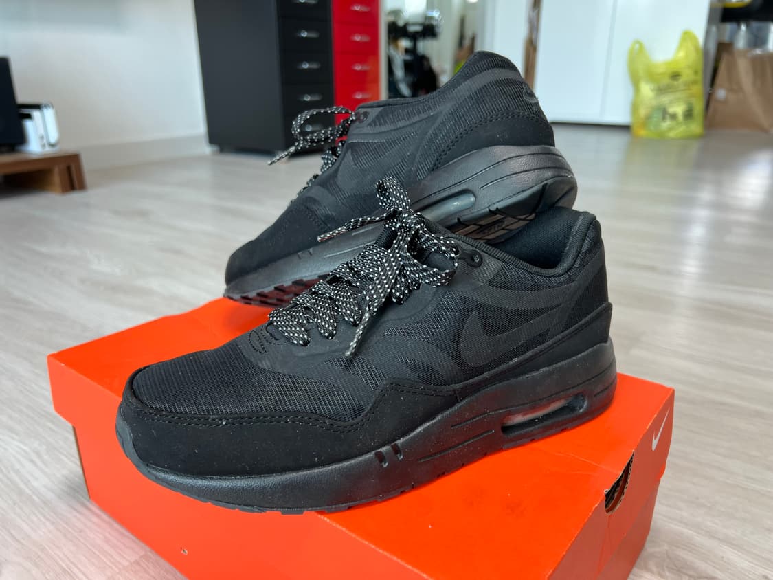 [250] 나이키 (W) 에어맥스1 CMFT PRM TAPE 상품이미지1