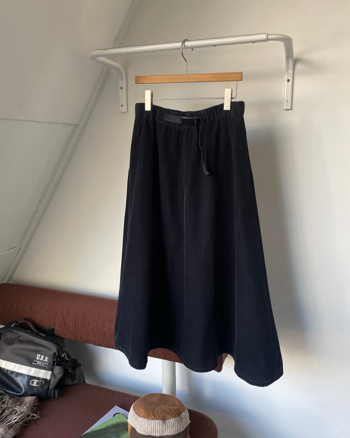 Buckle strap corduroy skirt 상품이미지1