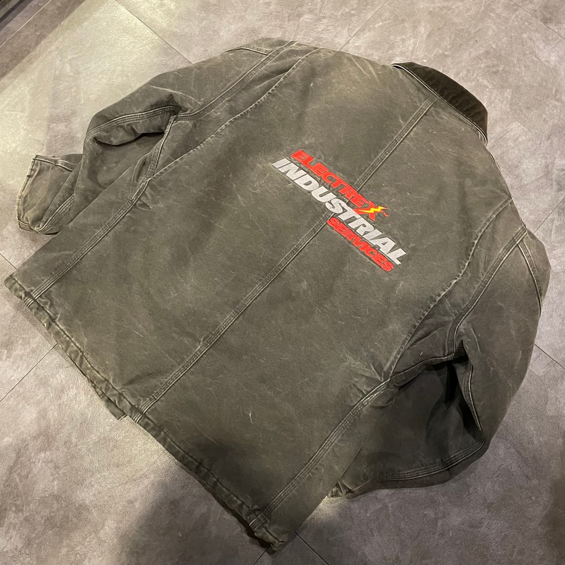 Carhartt 칼하트 차콜 워크자켓 상품이미지4