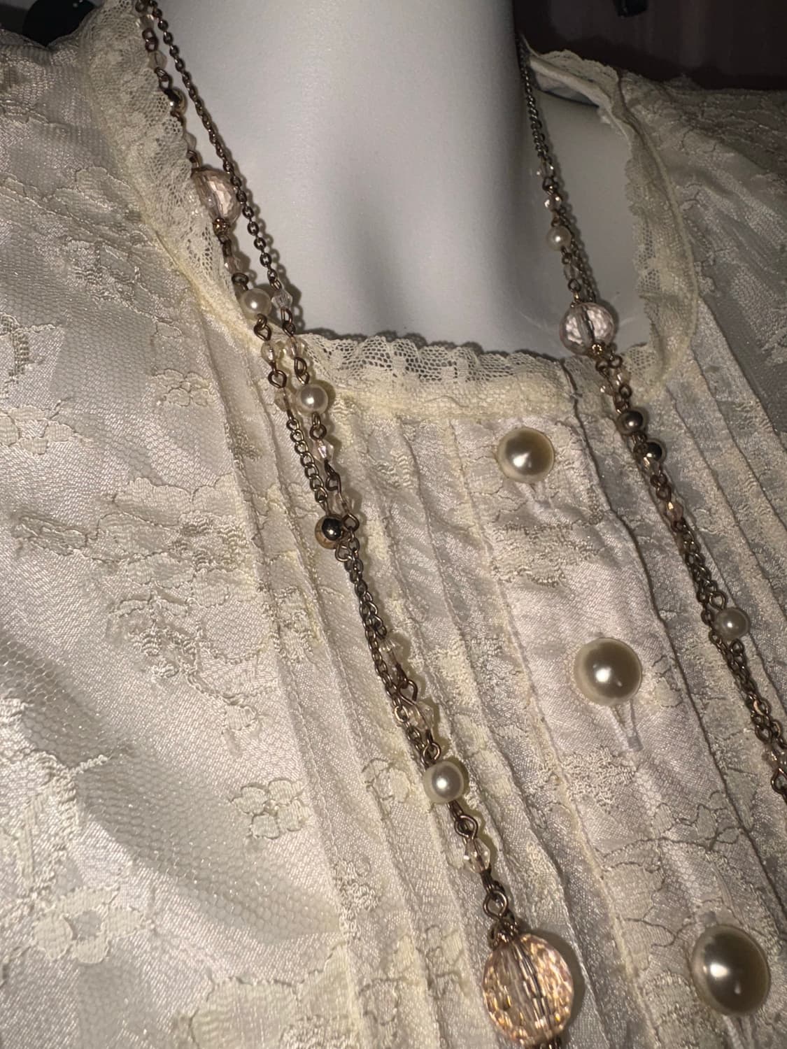 ivory lace button top 상품이미지2