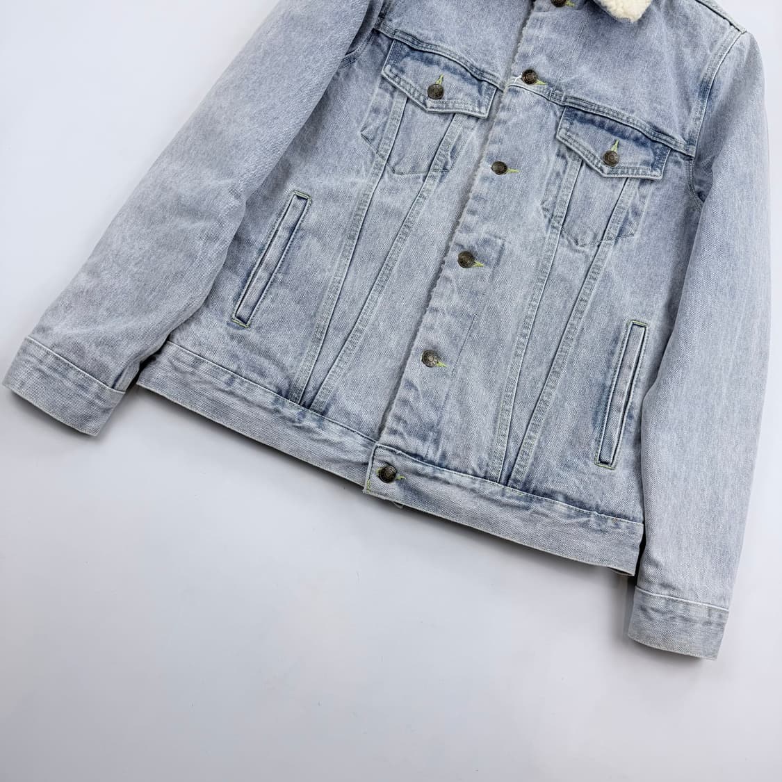 구찌 18aw 파라마운트 쉐르파 데님 자켓 48 상품이미지5