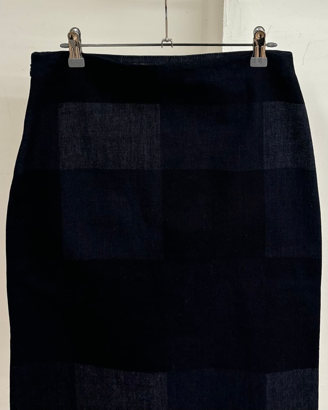 마르니 블랙 앤 블루 데님 패치워크 미디 스커트 상품이미지4