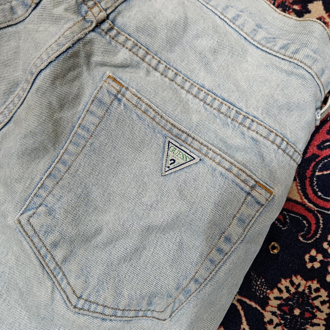 게스(GUESS) 80's 빈티지 투버튼 루즈핏 테이퍼드 데님팬츠 34 상품이미지5