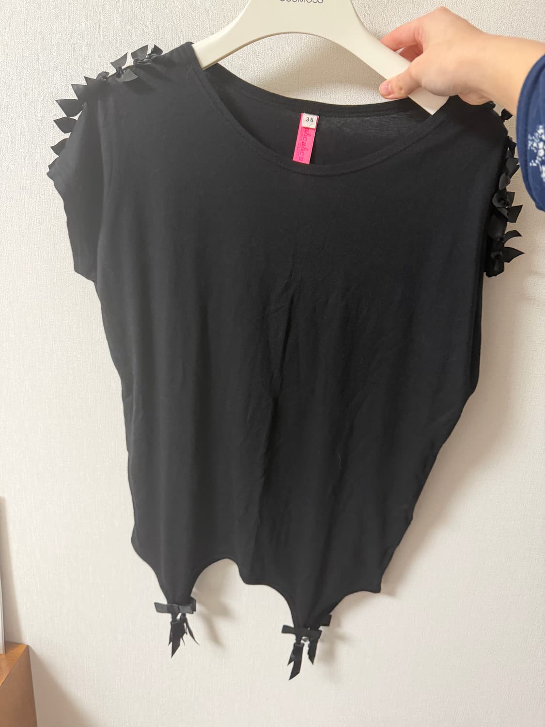 리본 가터 반팔 티셔츠 상품이미지1