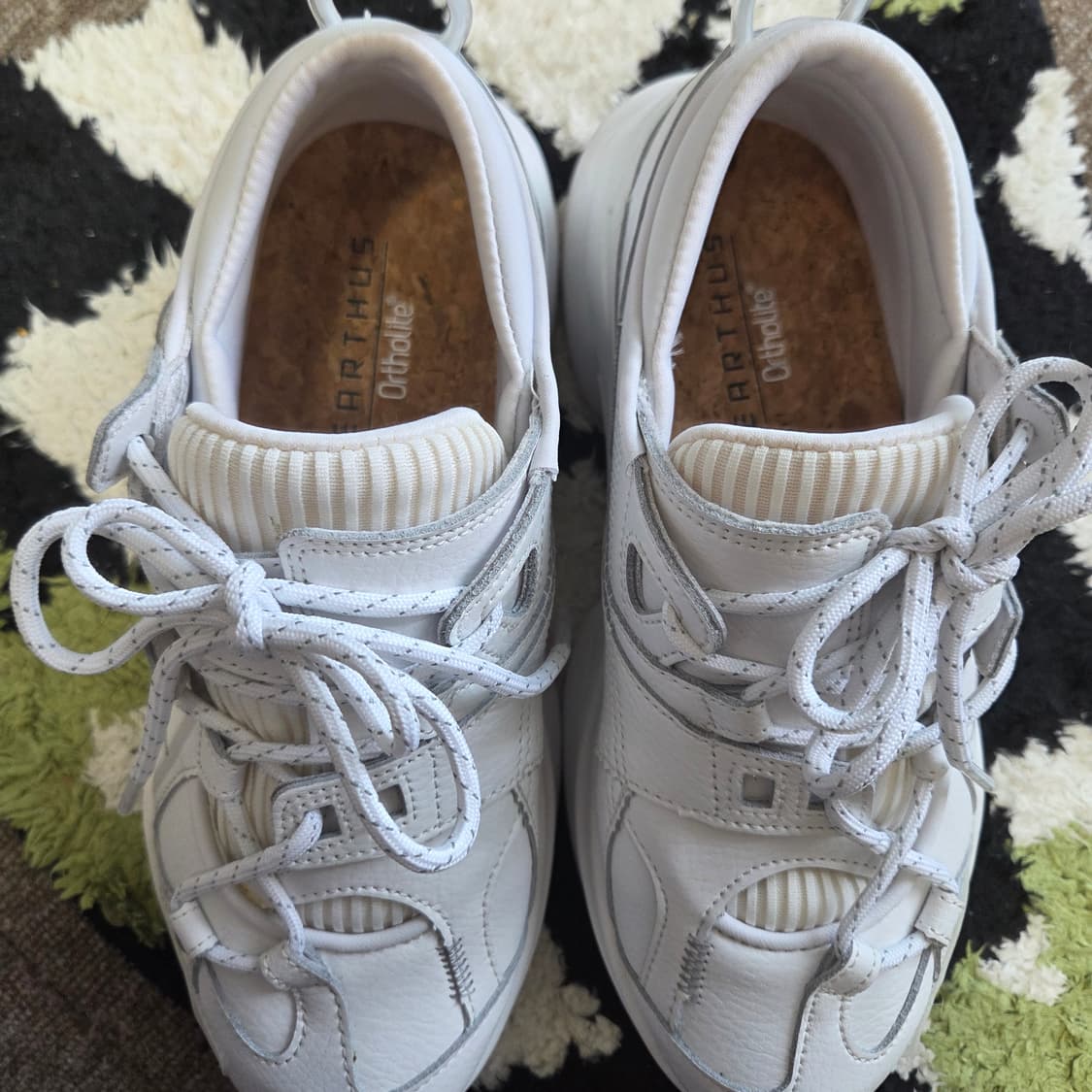 어더스 바트나 러너 화이트 상품이미지5