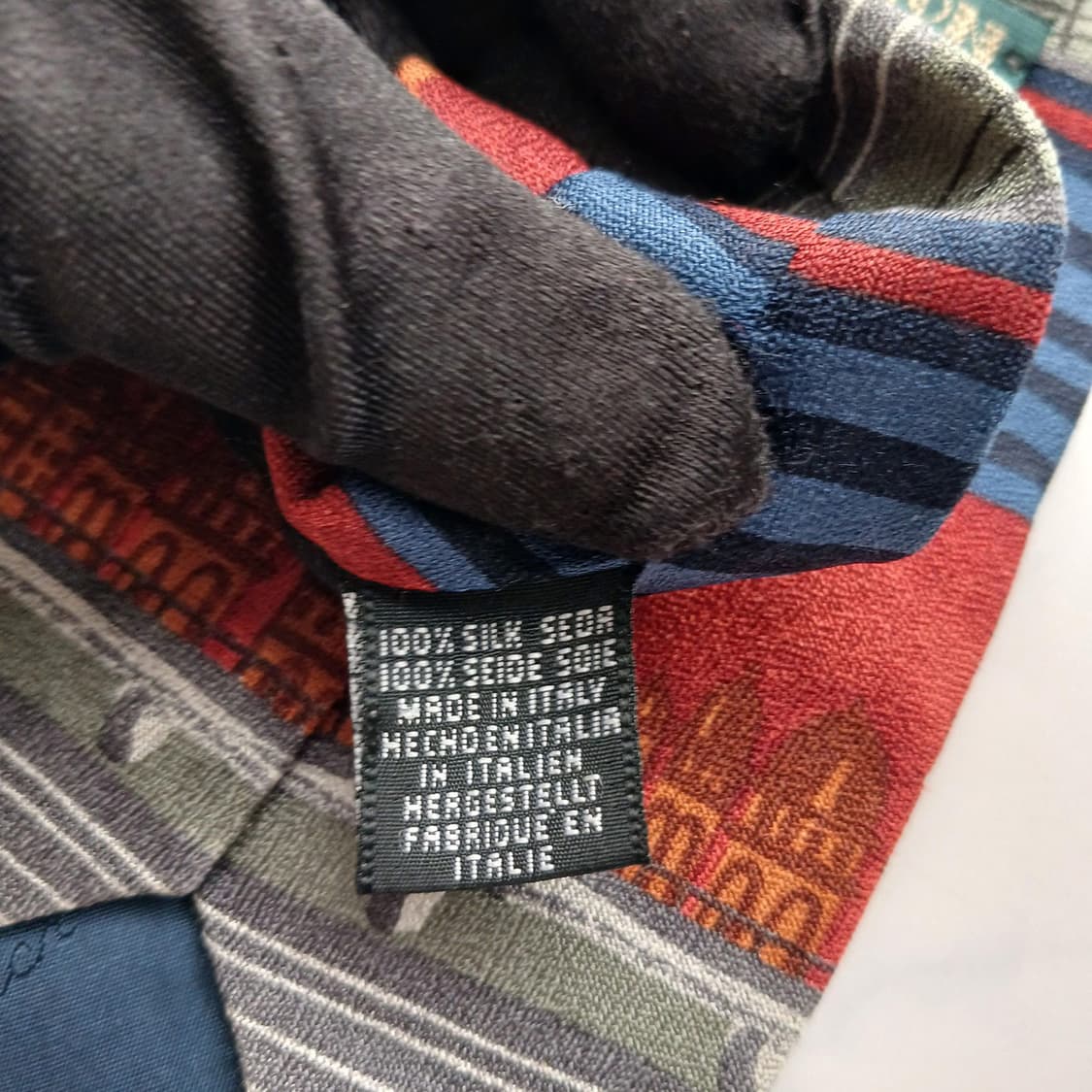 타이렉 찰스튼 실크 건축 실루엣 넥타이 9.6cm A등급 A18664
 상품이미지8