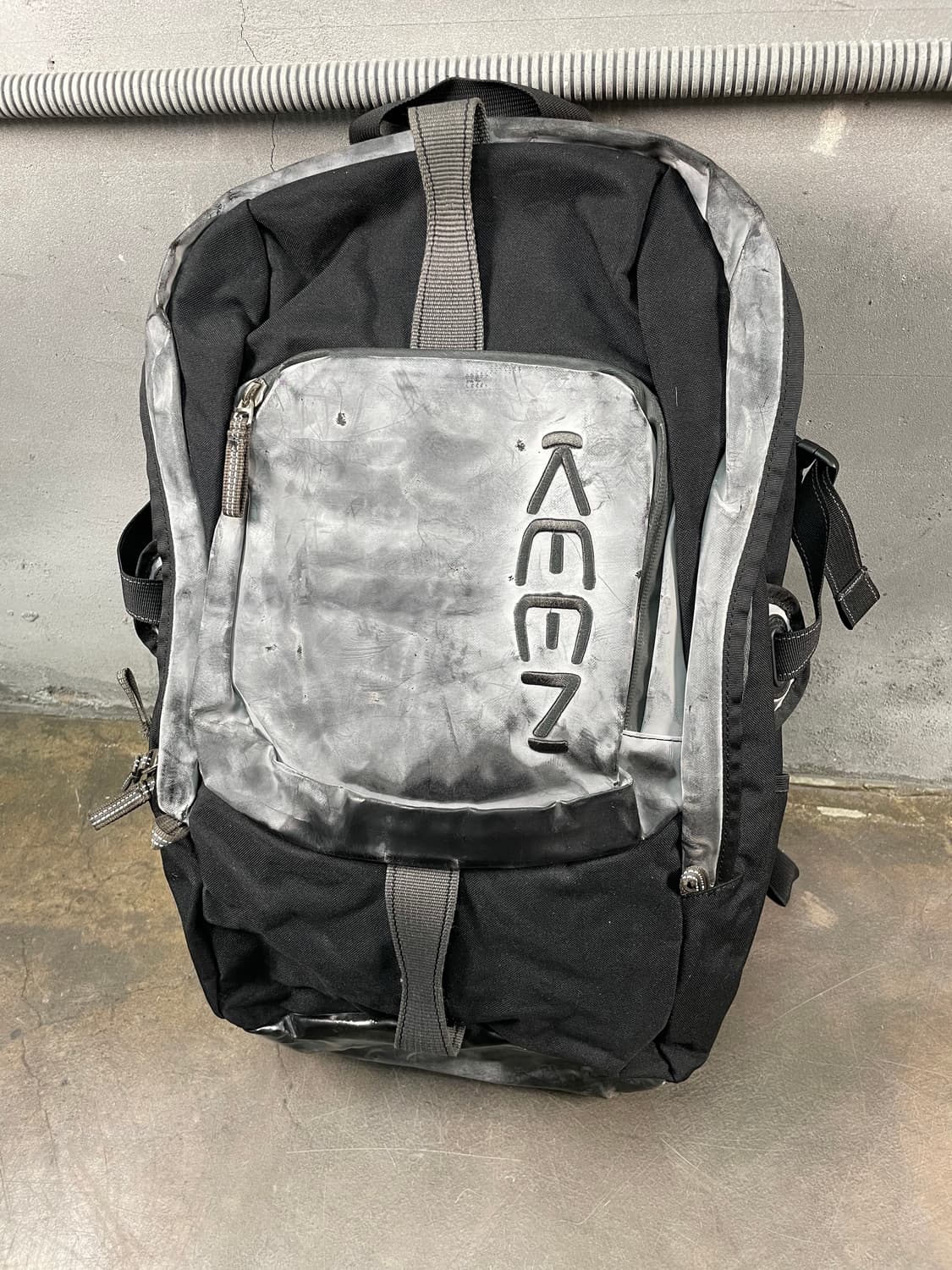 킨 엘 우드 백팩 상품이미지1